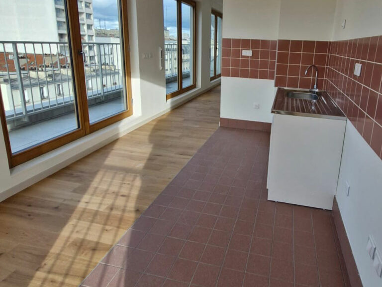 206 LAFAYETTE : pose de revêtements de sols durs