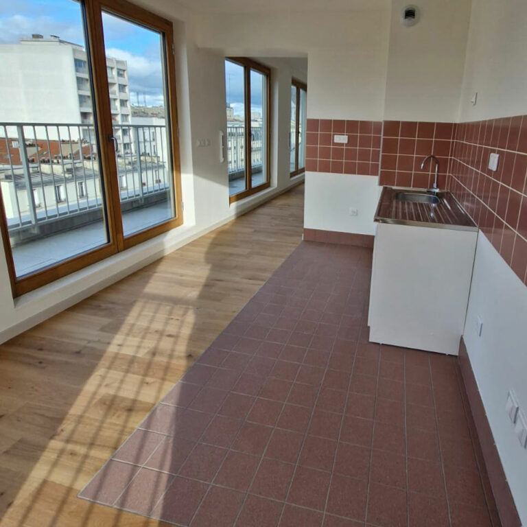 206 LAFAYETTE : pose de revêtements de sols durs