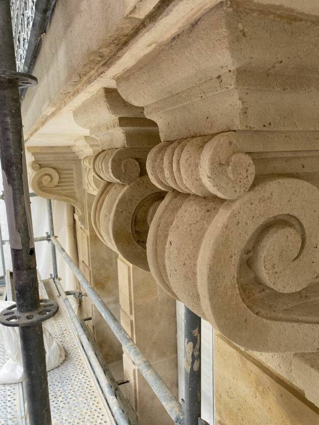 Ravalement de façade en pierre à Paris