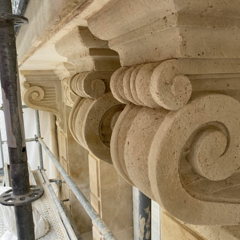 Ravalement de façade en pierre à Paris