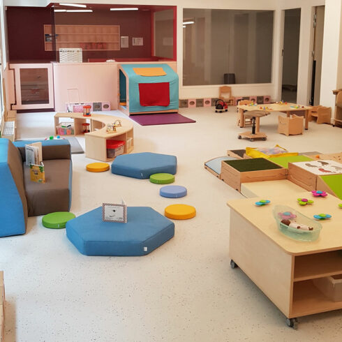 CRECHE FÉLICITÉ : pose de sols souples dans une crêche