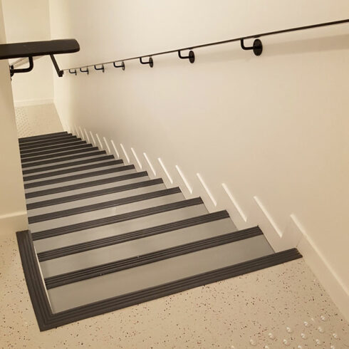 CRECHE FÉLICITÉ : pose de sols souples dans une crêche