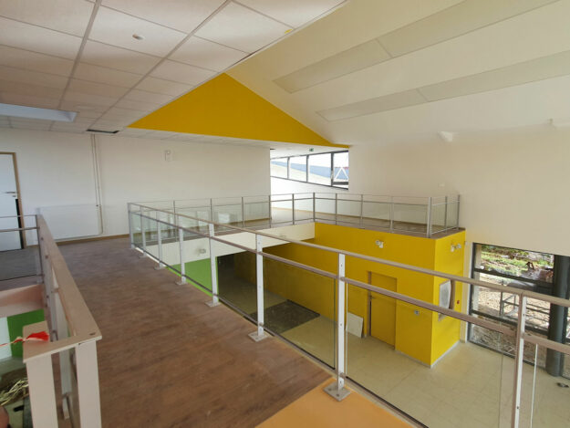 GS ORMOY : Pose de sols souples dans un établissement public