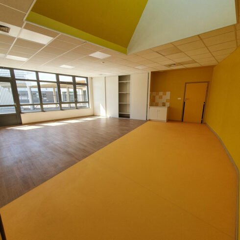 GS ORMOY : Pose de sols souples dans un établissement public