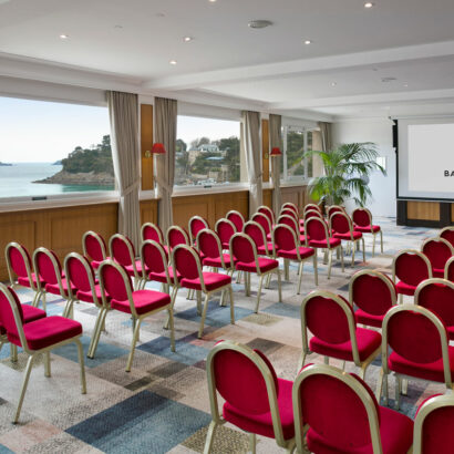 GRAND HÔTEL DE DINARD : rénovation salon de réunion