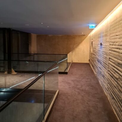 LA GEODE : peinture et revêtement de sols durs pour un complexe de cinéma