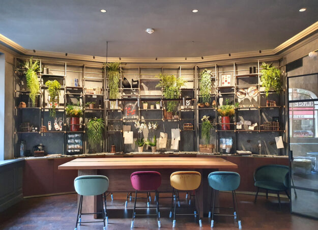 HOTEL VICTORIA PALACE HOTEL : rénovation bar