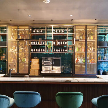 HOTEL VICTORIA PALACE HOTEL : rénovation bar