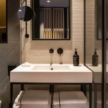 HOTEL VICTORIA PALACE HOTEL : rénovation salle de bain